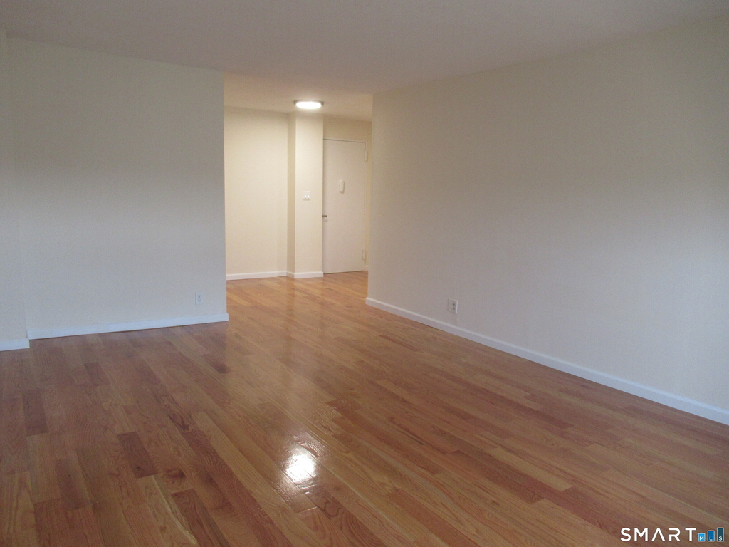 2600 Park Avenue - Photo 3