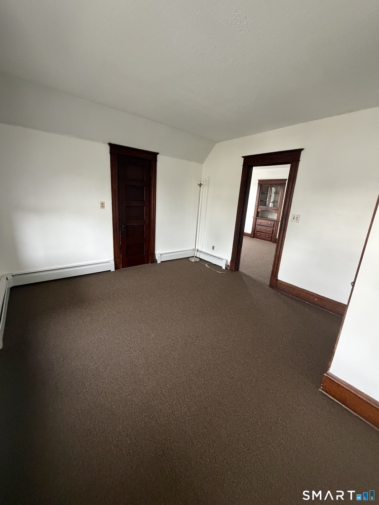 366 Tolland Street - Photo 10