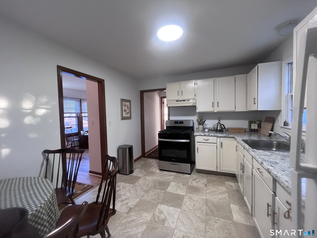 124 Thorpe Street - Photo 9