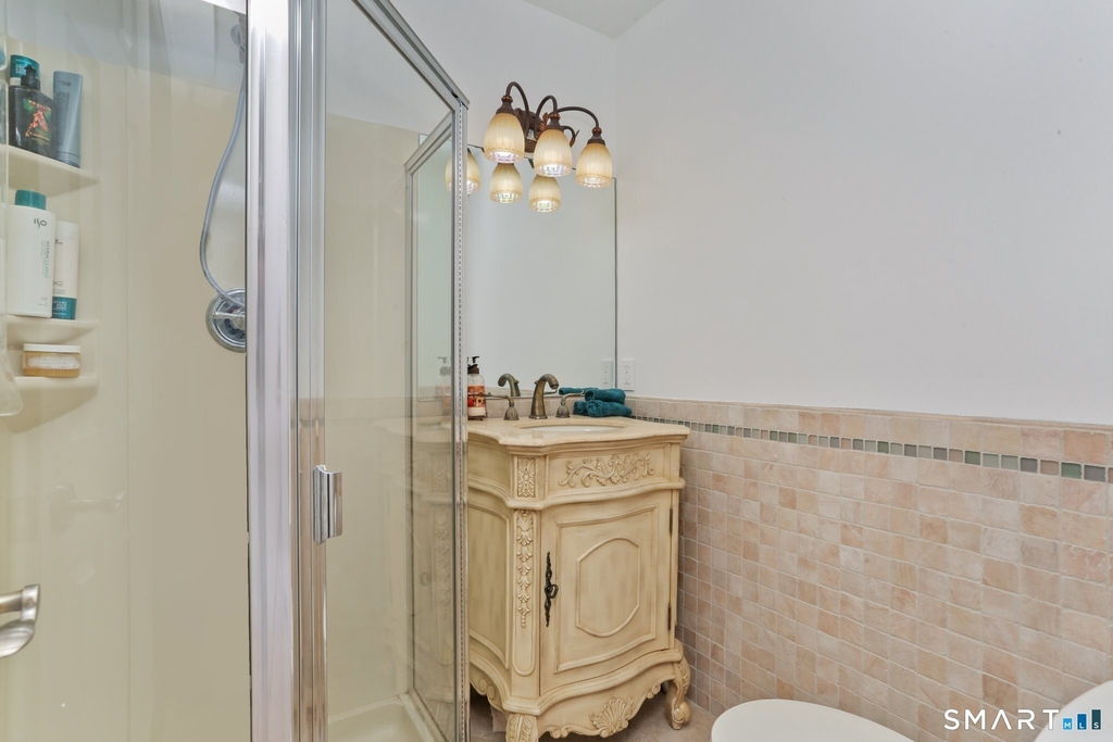 310 Main Street - Photo 17