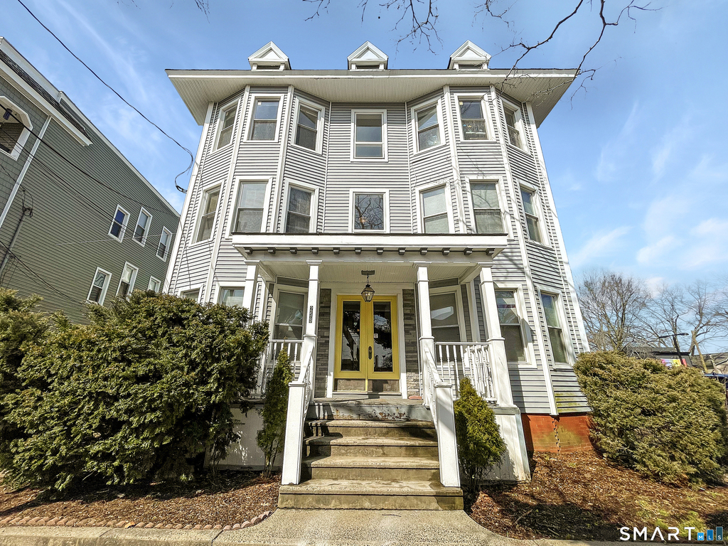 258 Nicoll Street - Photo 0
