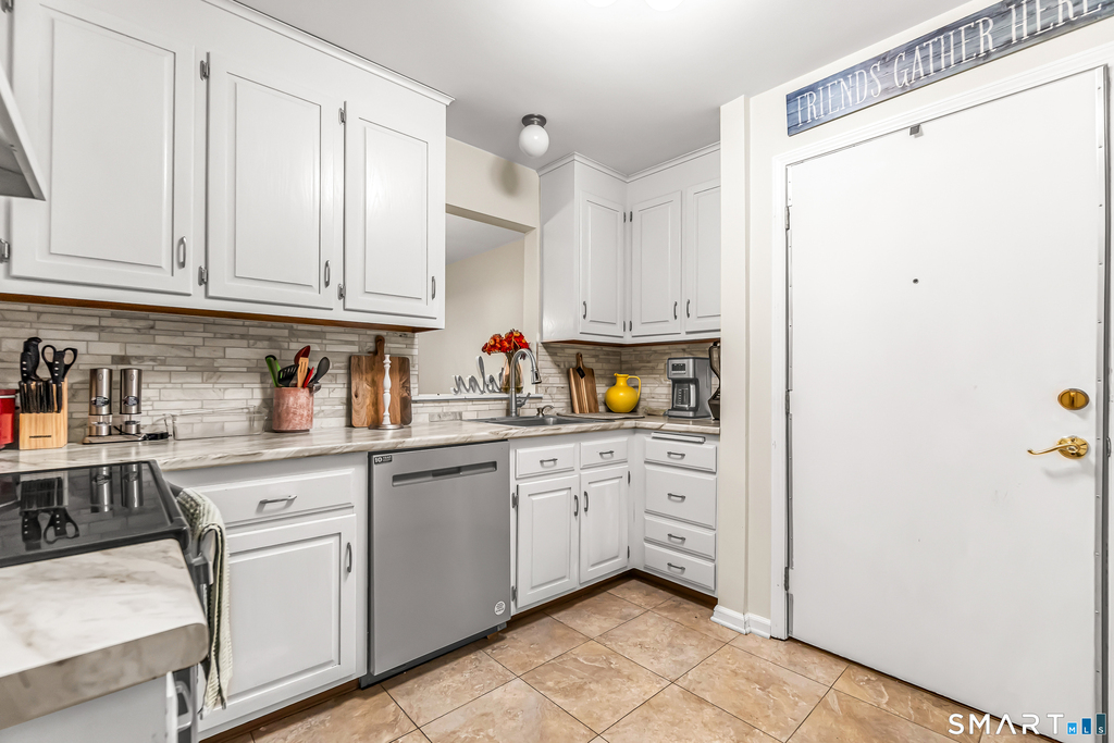 462 Glendale Avenue - Photo 9