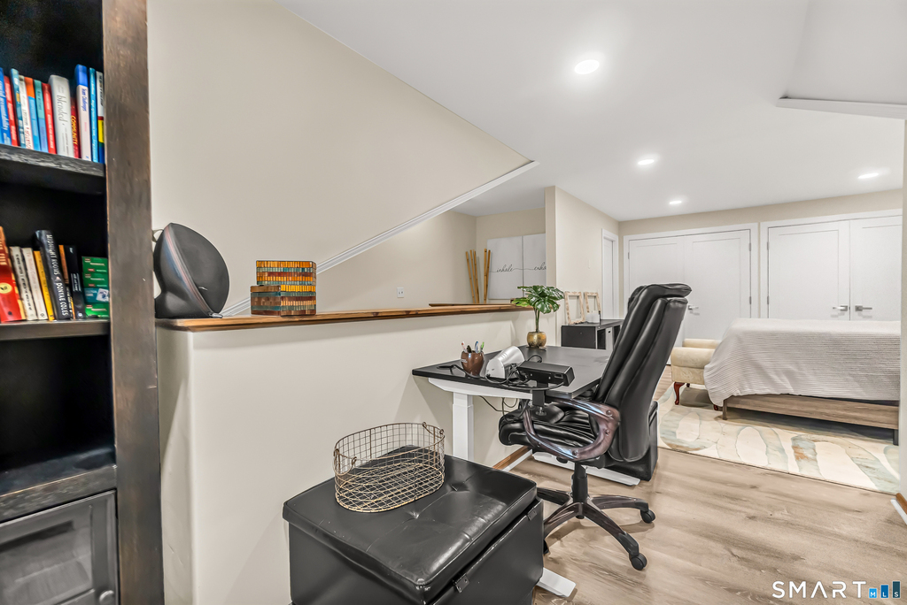 462 Glendale Avenue - Photo 22