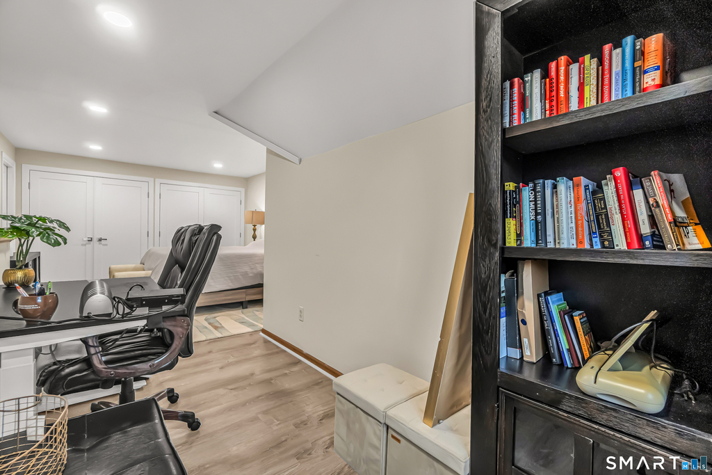 462 Glendale Avenue - Photo 23