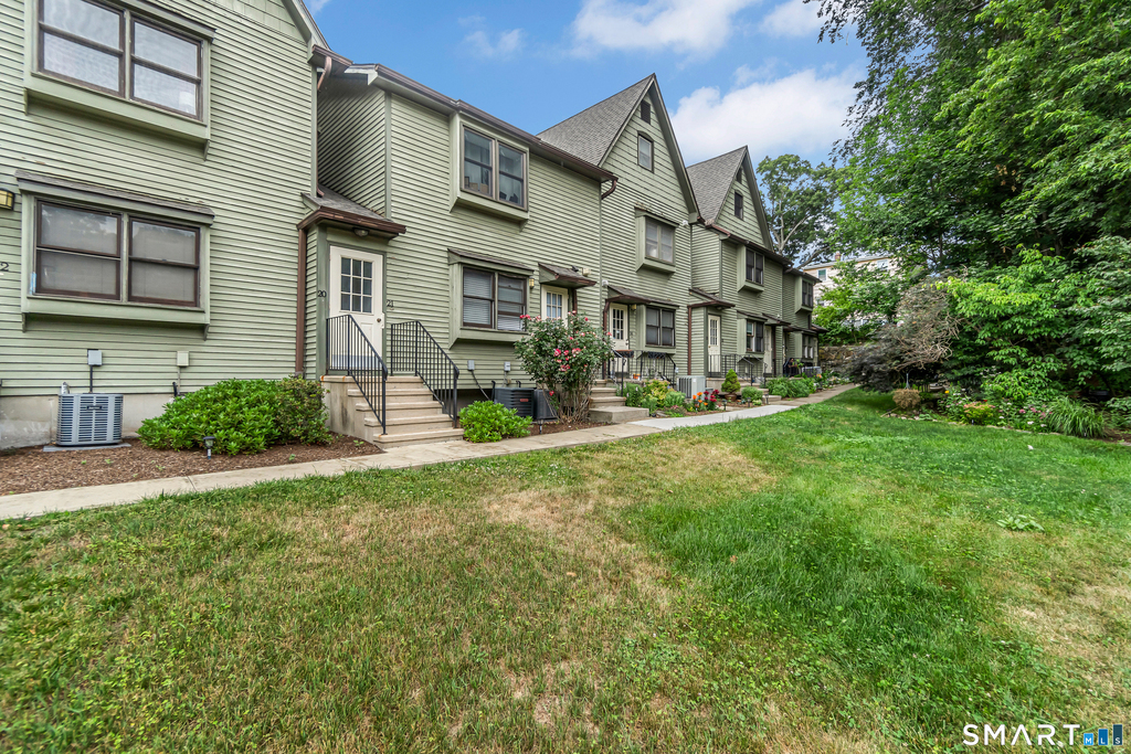 462 Glendale Avenue - Photo 2