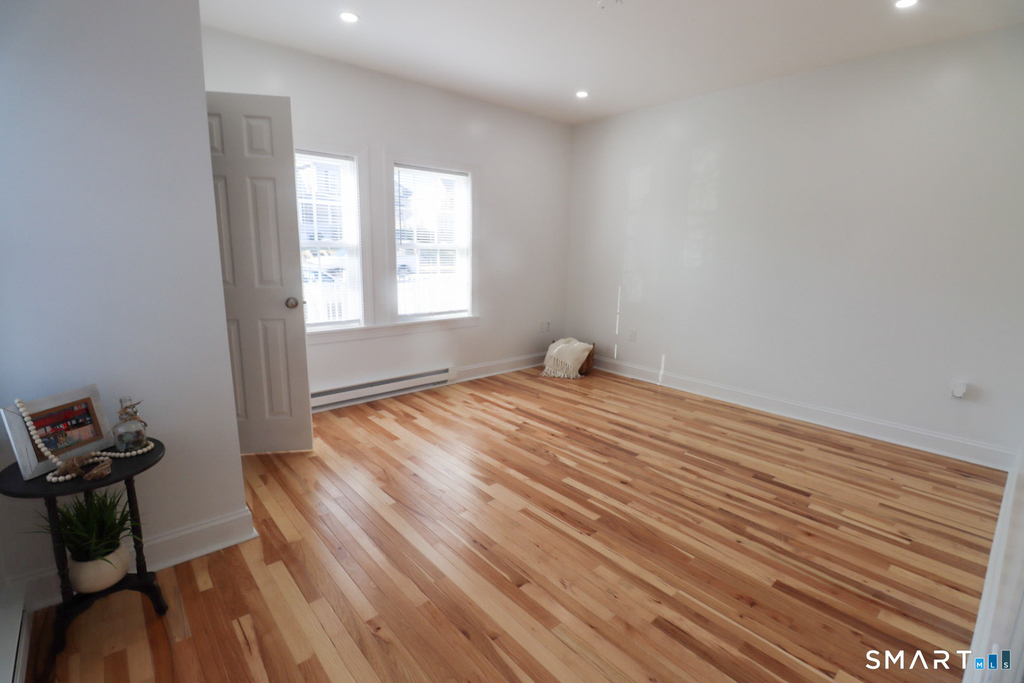 198 Montauk Avenue - Photo 9