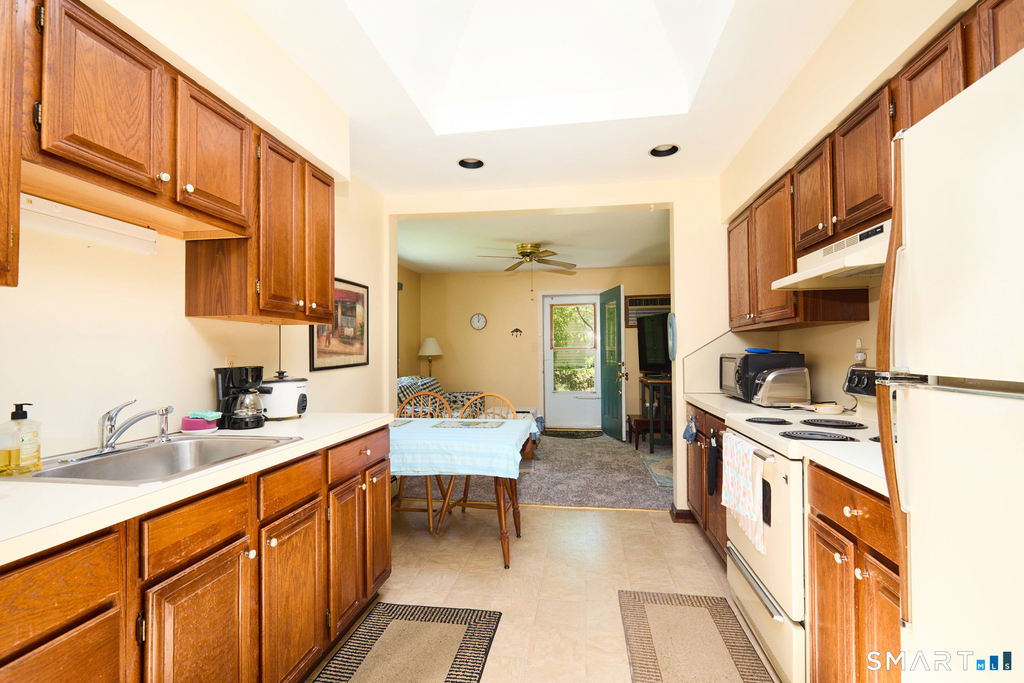15 Harvester Road - Photo 13