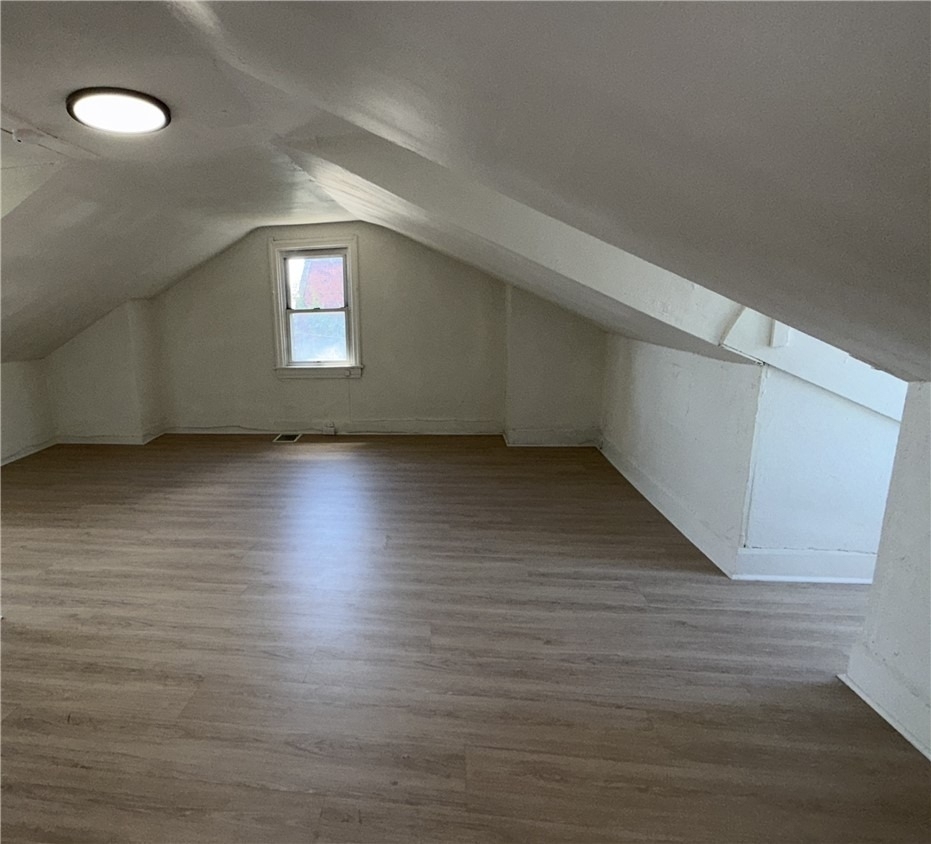 1615 Manhattan St - Photo 4