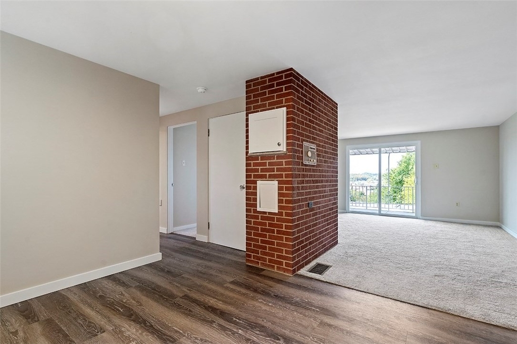 8966 Knoll Street - Photo 4