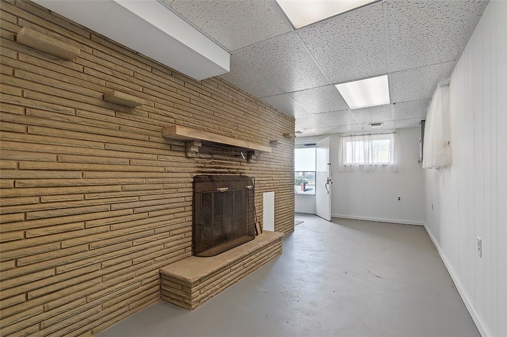 8966 Knoll Street - Photo 15