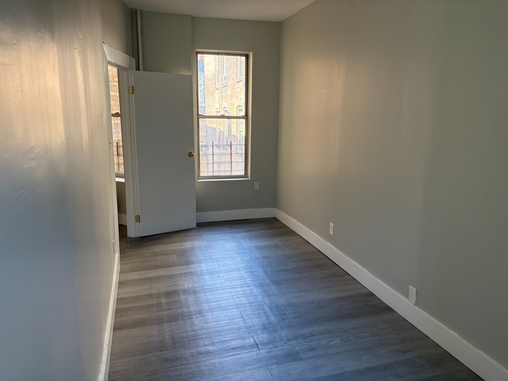 West 143rd Street and Broadway - Photo 3