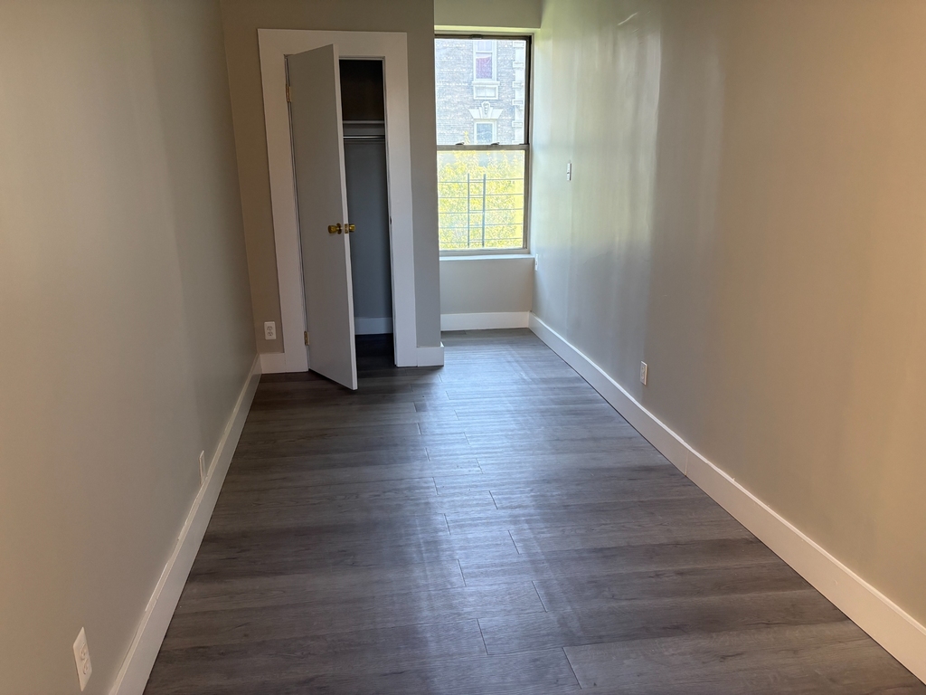 West 143rd Street and Broadway - Photo 2