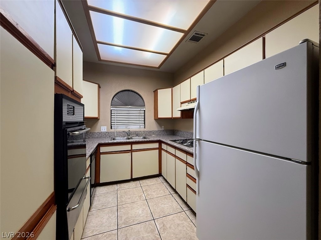 1403 Santa Margarita Street - Photo 8