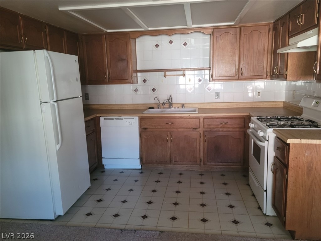 6663 W Tropicana Avenue - Photo 12