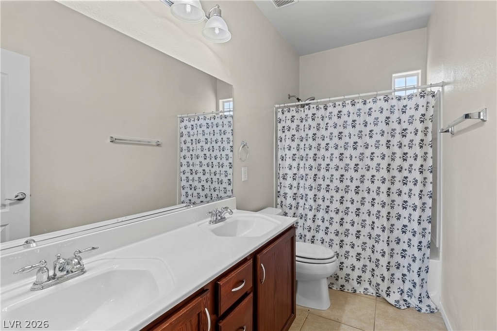 8396 Waylon Avenue - Photo 12