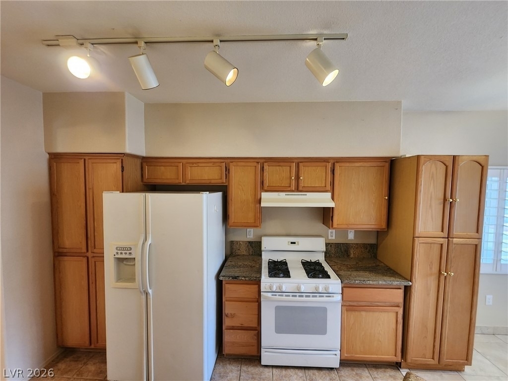 1050 E Cactus Avenue - Photo 9