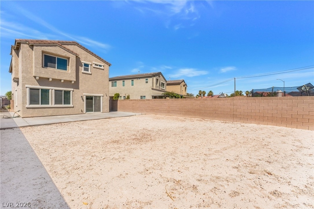 1002 Solemn Cactus Avenue - Photo 19