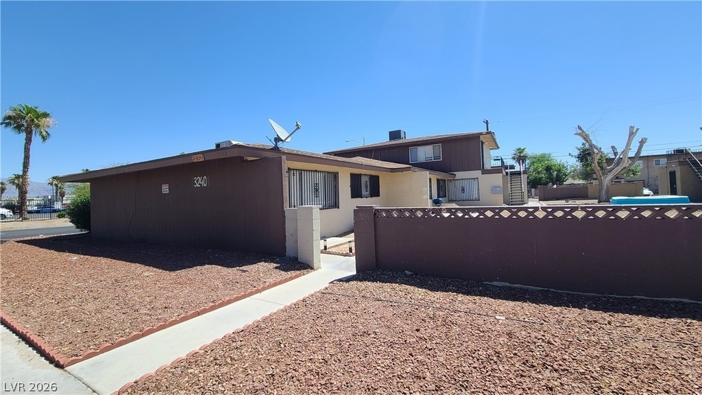3240 N Michael Way - Photo 0