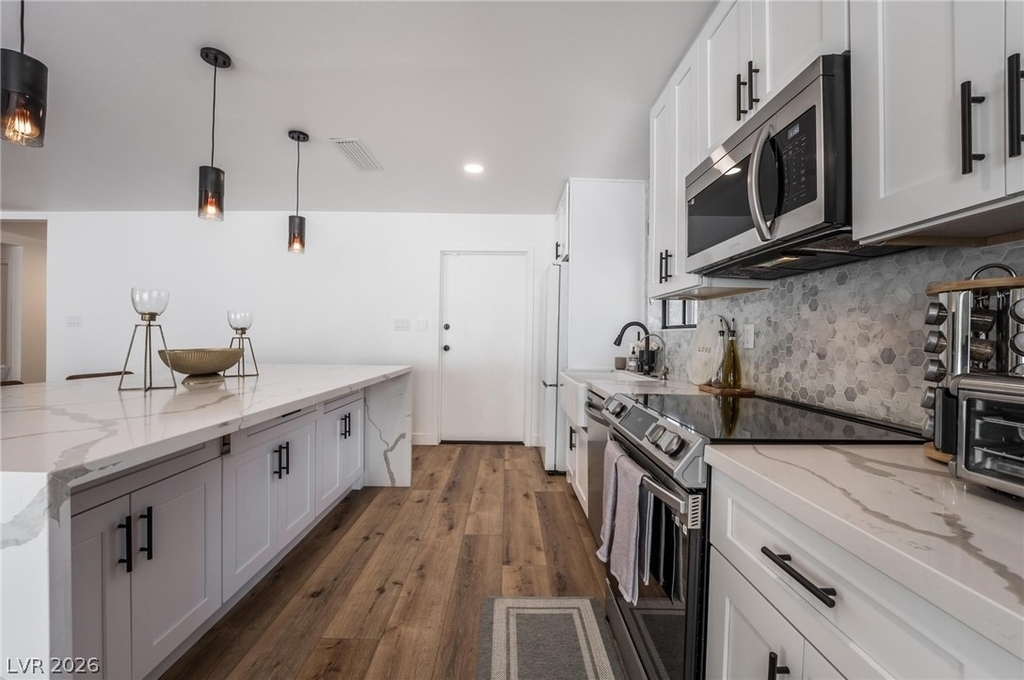 2206 Heavenly View Drive - Photo 3