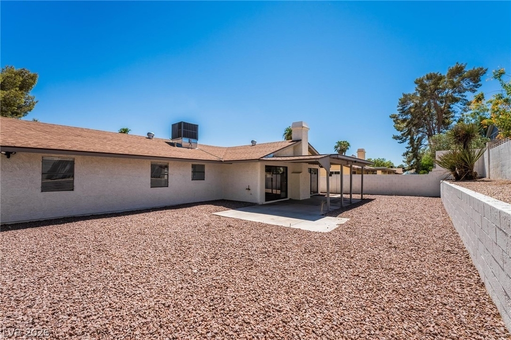 2206 Heavenly View Drive - Photo 19