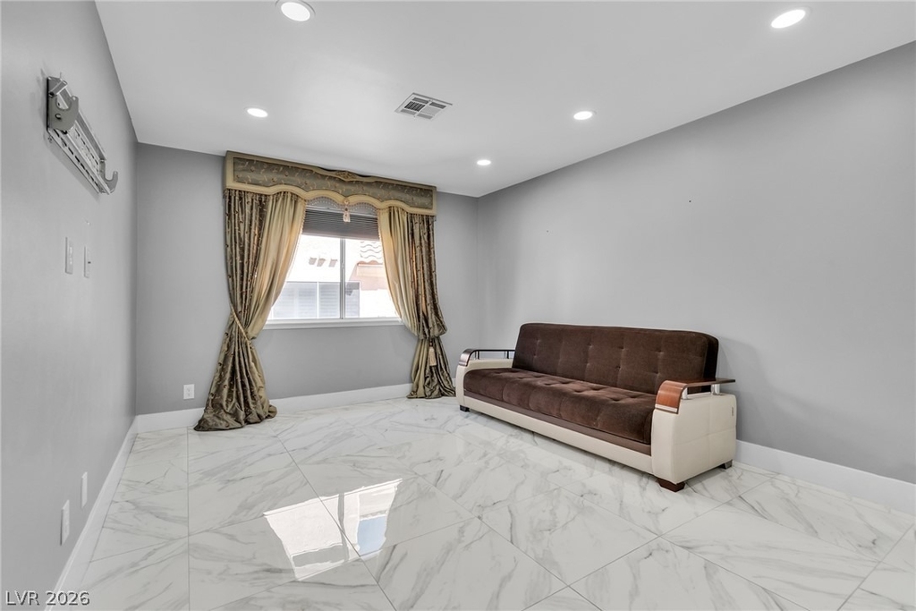 7824 Emerald Harbor Court - Photo 19