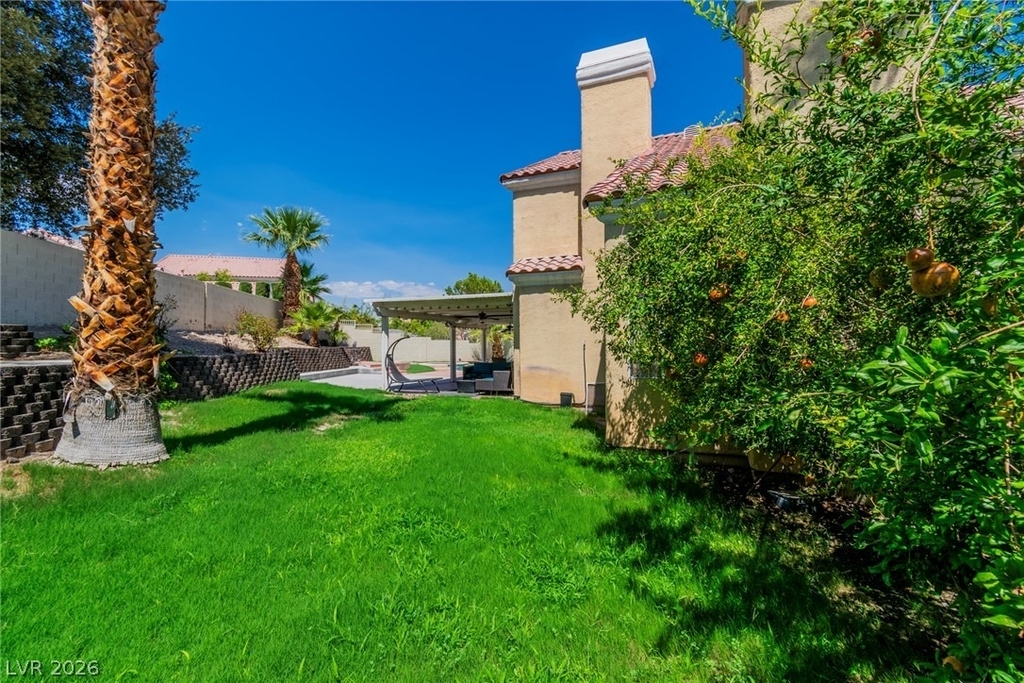 7824 Emerald Harbor Court - Photo 39