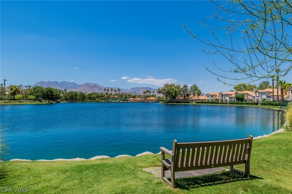 7824 Emerald Harbor Court - Photo 42