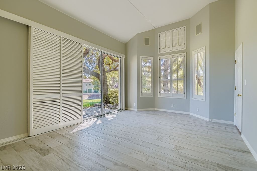 5016 Mount Pleasant Lane - Photo 3