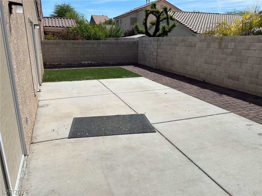 9411 Morehouse Place - Photo 13