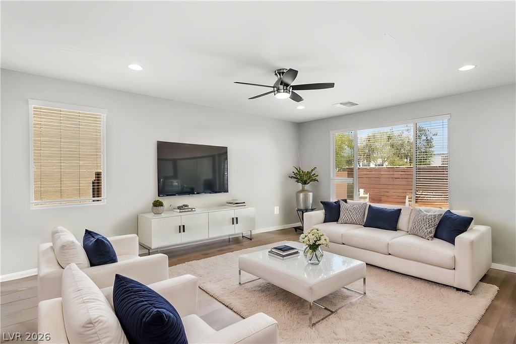 7240 Site Street - Photo 3