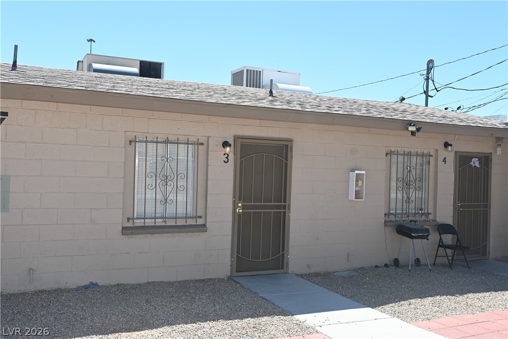 1007 C Street - Photo 0