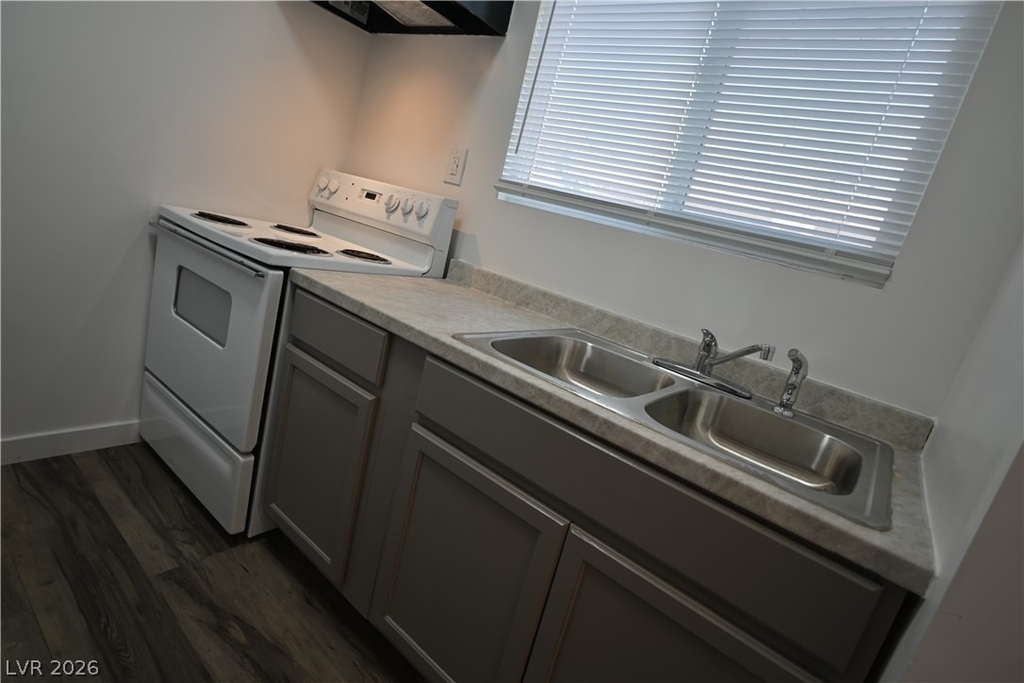 378 N 13th Street - Photo 8