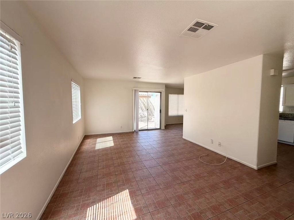 8256 Ten Gallon Court - Photo 3