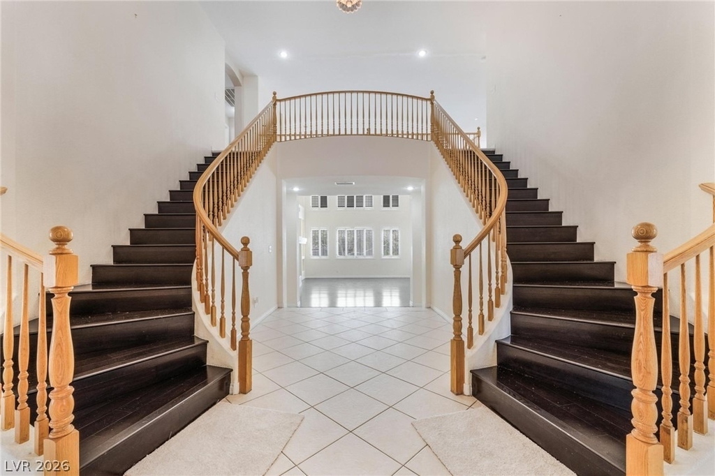 8901 Goldstone Avenue - Photo 4