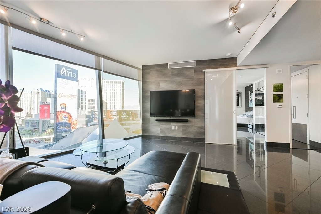 3722 Las Vegas Boulevard - Photo 2