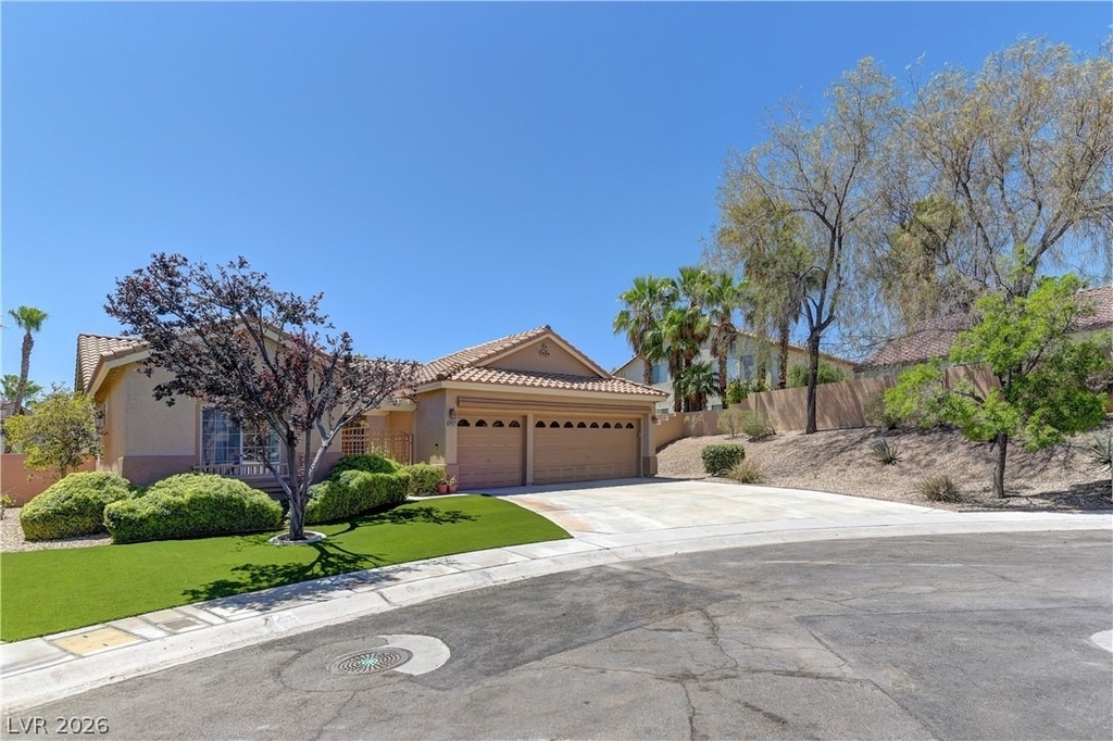 8437 Willowleaf Court - Photo 1