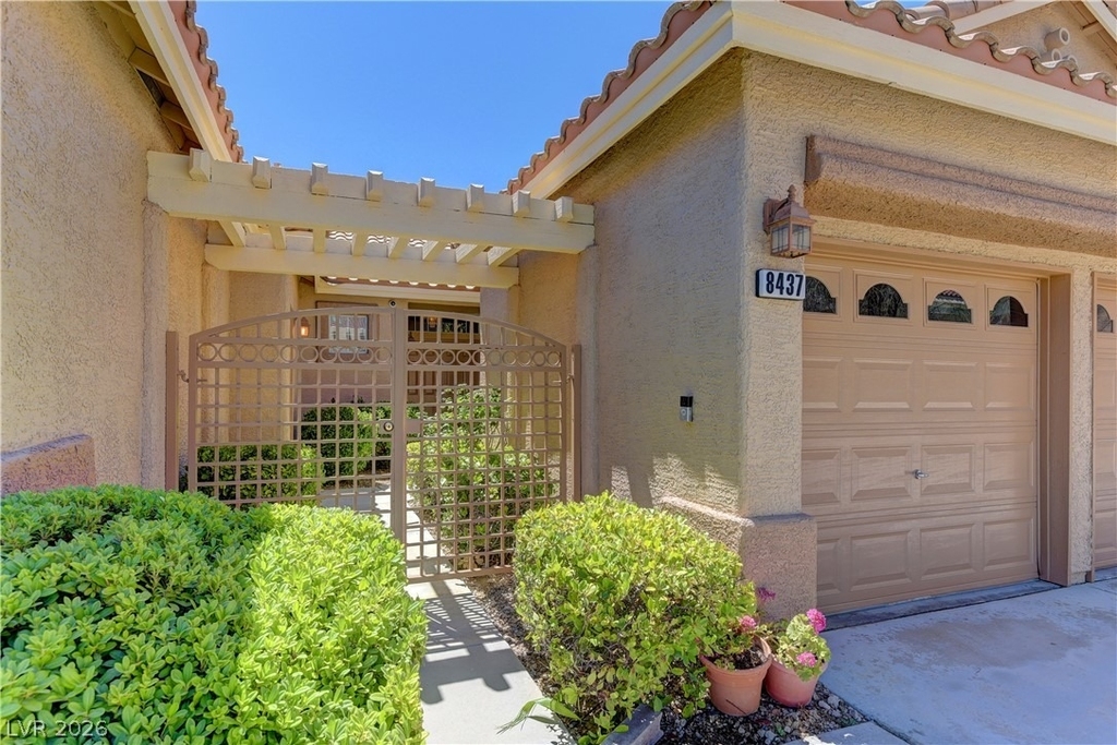 8437 Willowleaf Court - Photo 4