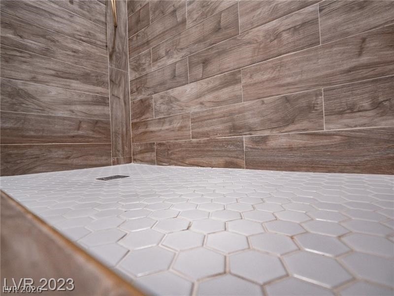 6488 Creston Avenue - Photo 47