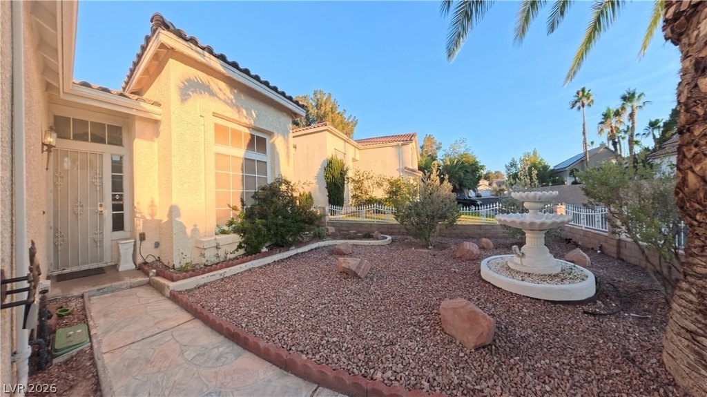 4844 Jadero Drive - Photo 3