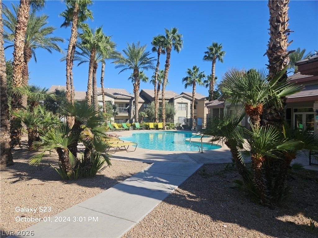 8000 Badura Avenue - Photo 19