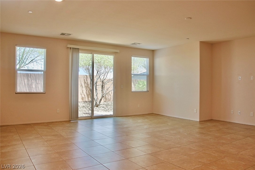 2124 Del Aqua Avenue - Photo 7