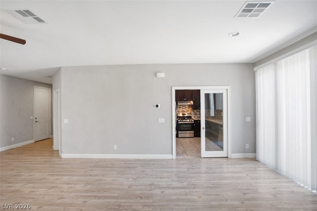 7416 Amesbury Street - Photo 4