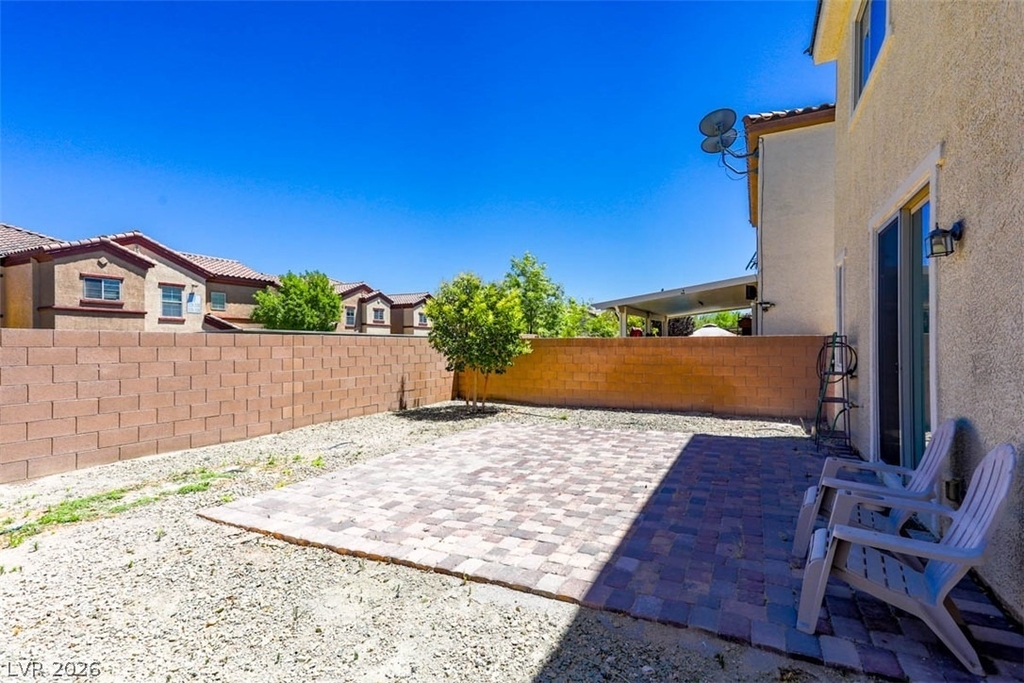 7416 Amesbury Street - Photo 36