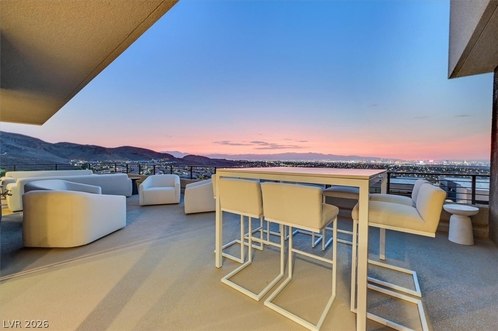 807 Magnum Cliff Court - Photo 5