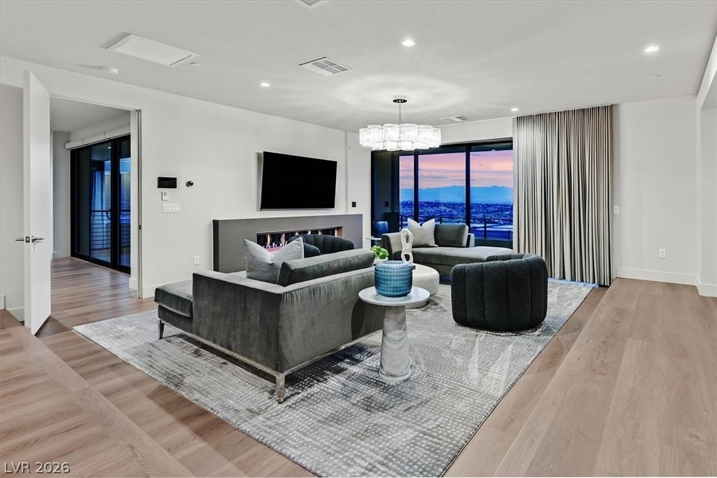 807 Magnum Cliff Court - Photo 45