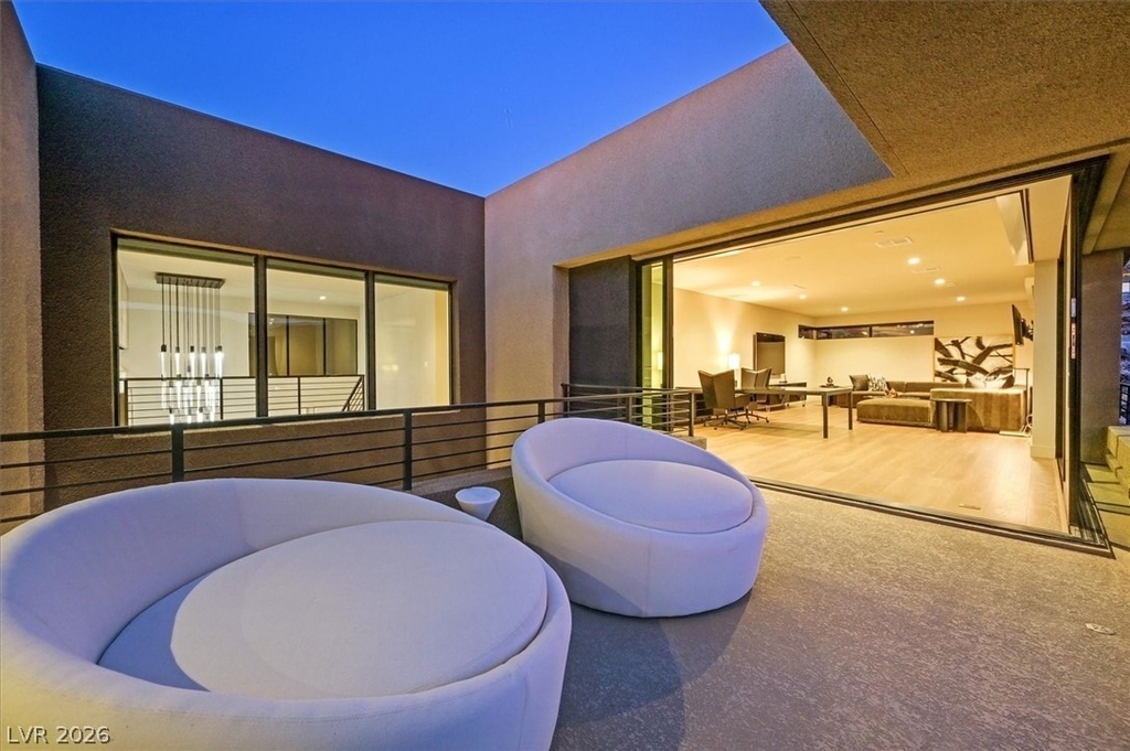 807 Magnum Cliff Court - Photo 51