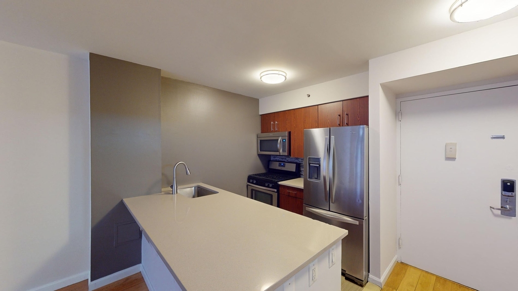 120 W. 21st - Photo 1