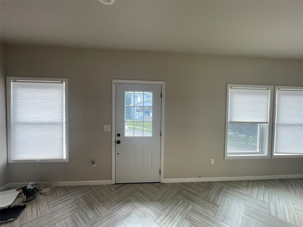 123 Robble Ave - Photo 2