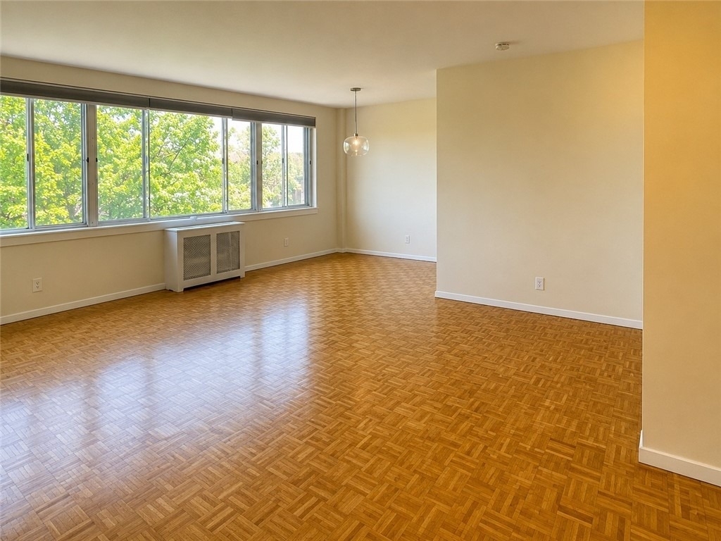 1000 East Avenue - Photo 2