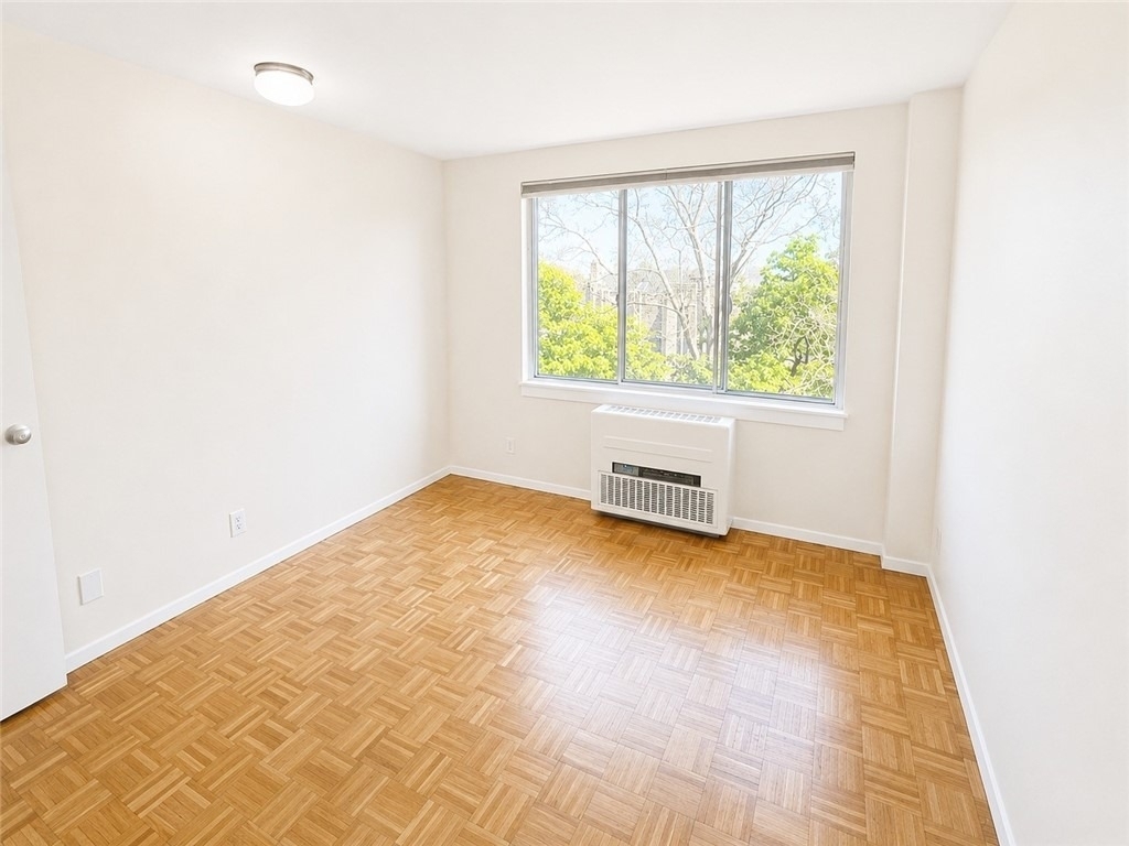1000 East Avenue - Photo 15
